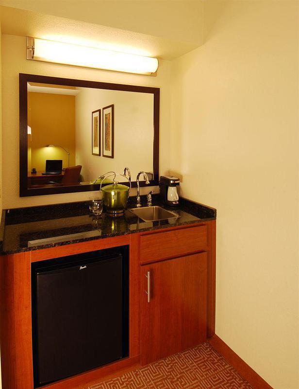 Hyatt Place Baltimore/bwi Airport 3*